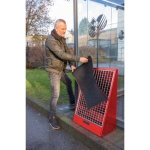 Mattenklopfer easywash365+ RAL3020 Verkehrsrot – Bild 2
